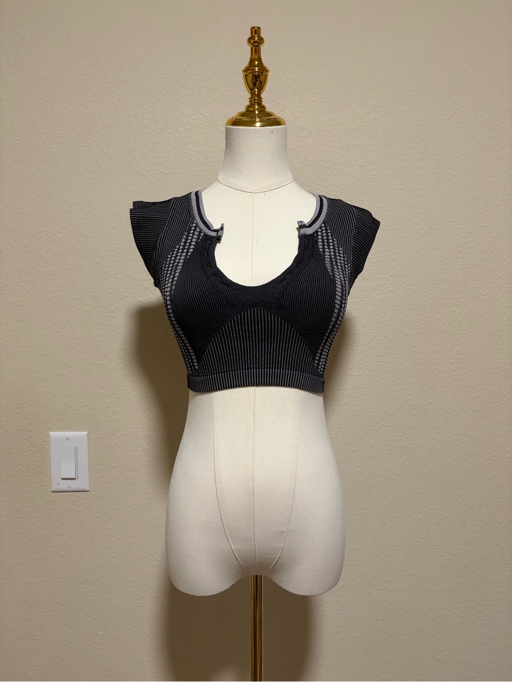 Urban Outfitters Black and Gray Knit Crop Top